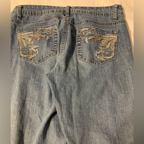 ROZ & ALI WOMEN'S JEANS BLUE SIZE 8 AVERAGE DENIM CASUAL PANTS STRETCH STRAIGHT - Picture 10 of 13